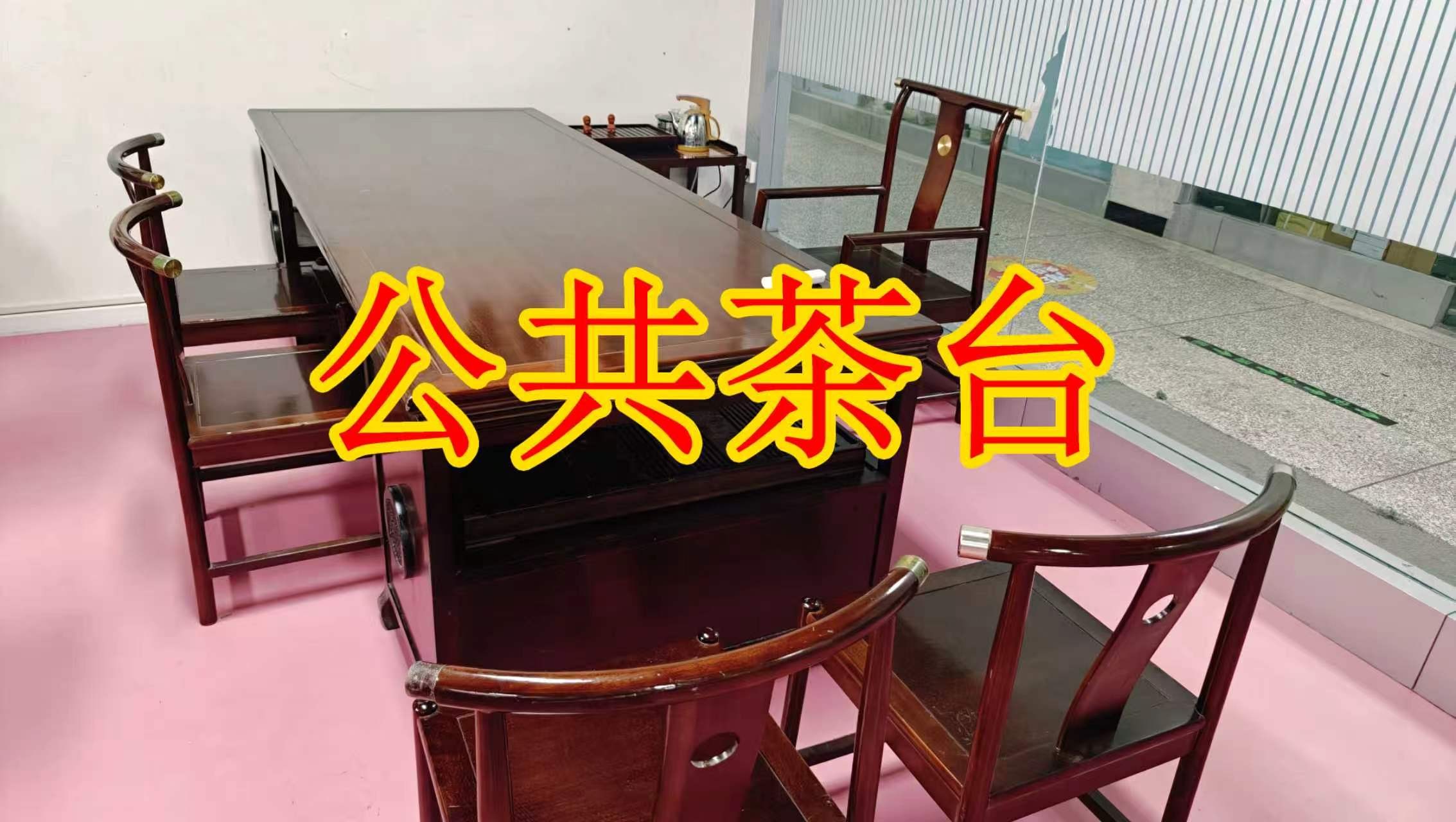 升龙城面积灵活：小面积办公室至大面积办公、经营空间均可选择； 部分房源可注册公司，满足企业办公需求； 商铺临街，具备上下水、用电等经营条件； 适合副食品、茶叶、酒水、百货、电商、培训、办公等多种行业。